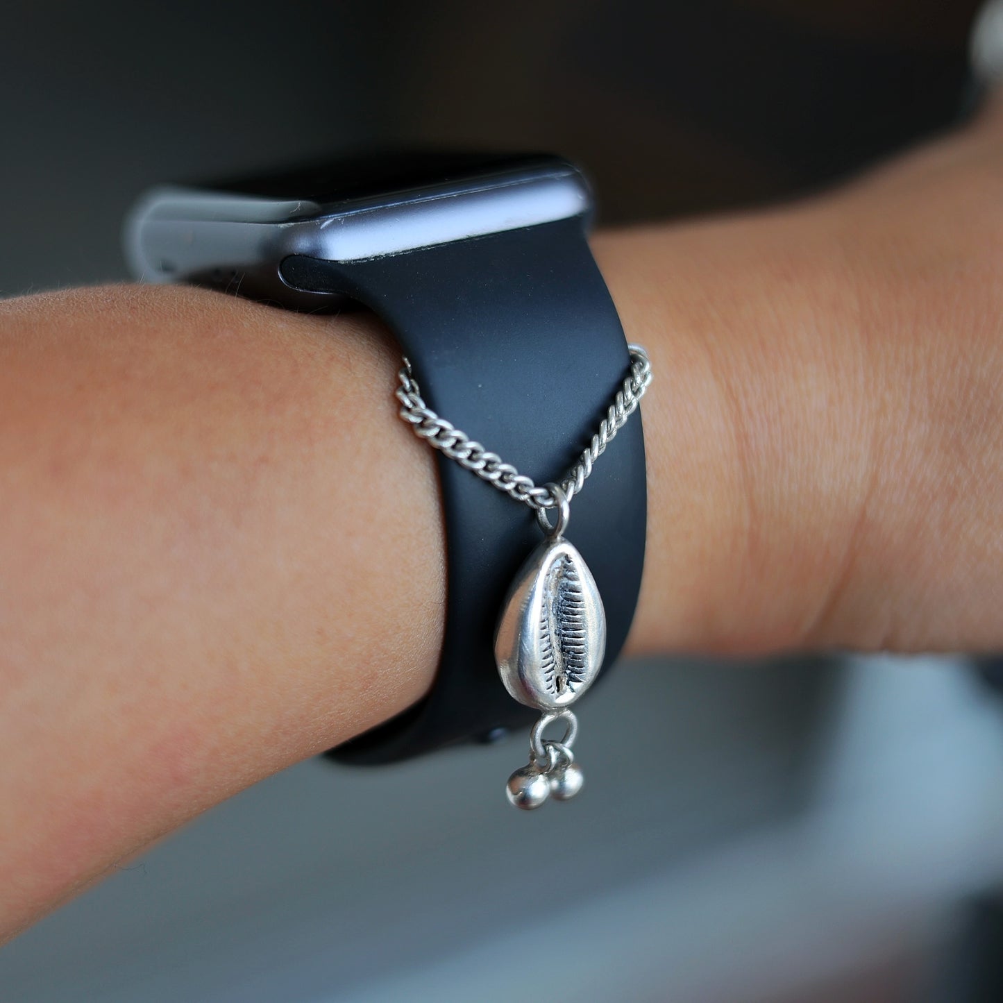Silver Cowrie Lumba Watch Charm Rakhi