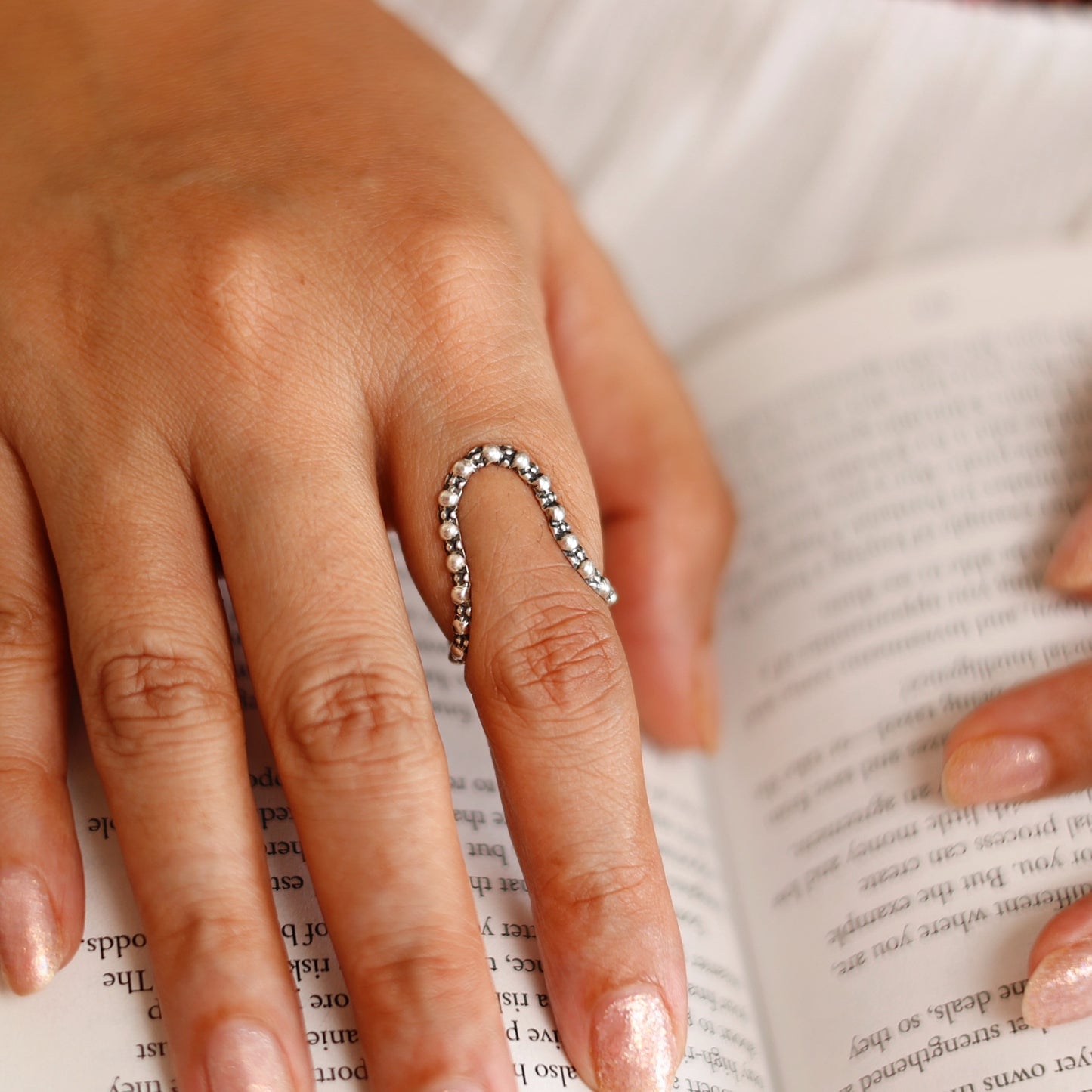 Utopia Hammered Dot Ring