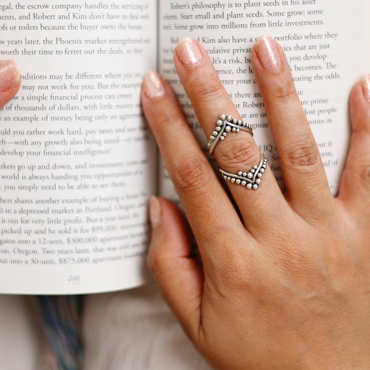 Ornate Rava Knuckle Ring