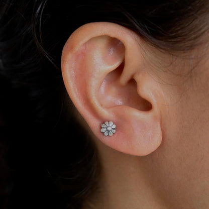 Phool Cartilage/Kids Studs Earrings