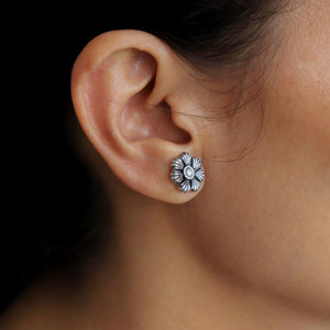Sadabahar Pearl Stud Earrings