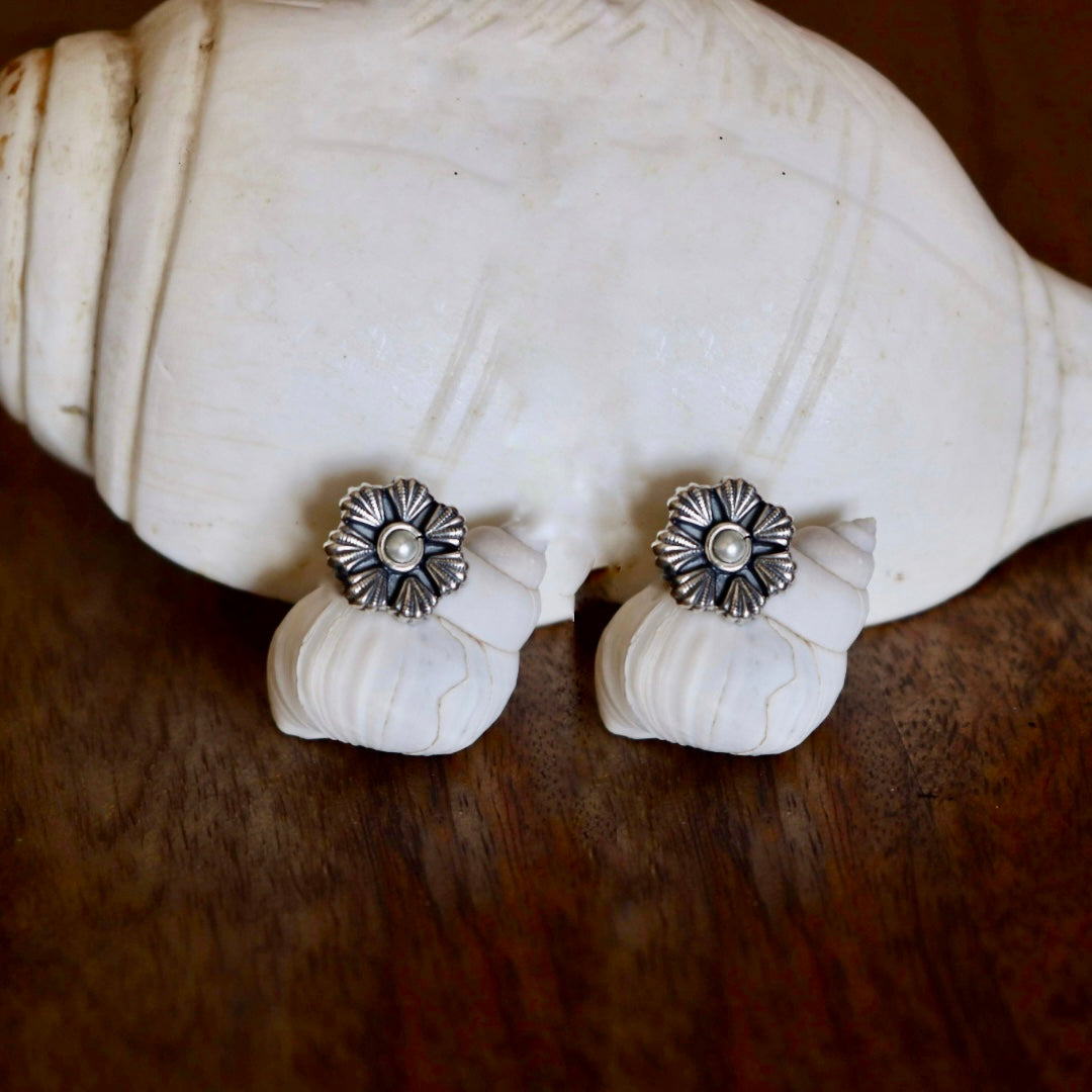 Sadabahar Pearl Stud Earrings