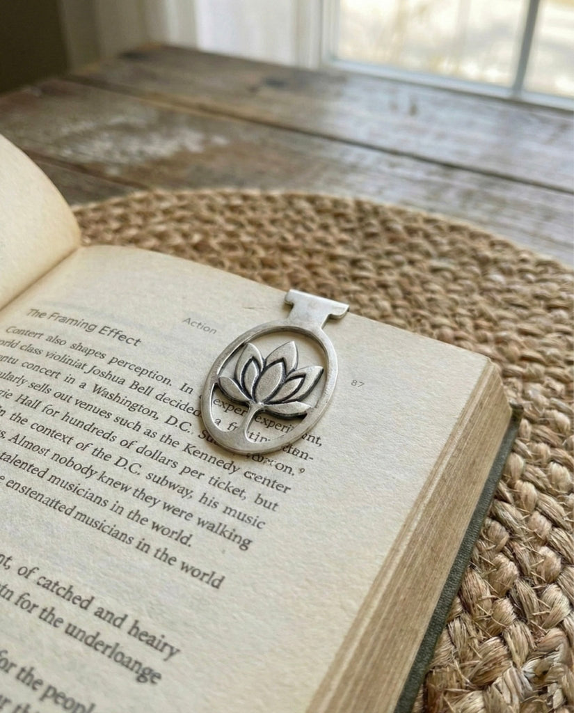 Lakshmi Kamal Bookmark - Smith JewelsBookmarks
