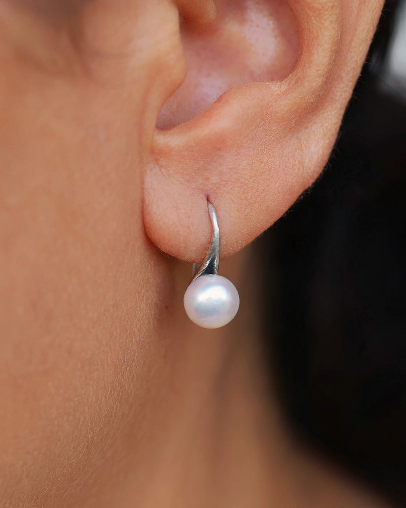Minimalist Pearl Drop Earrings - Smith JewelsEarrings