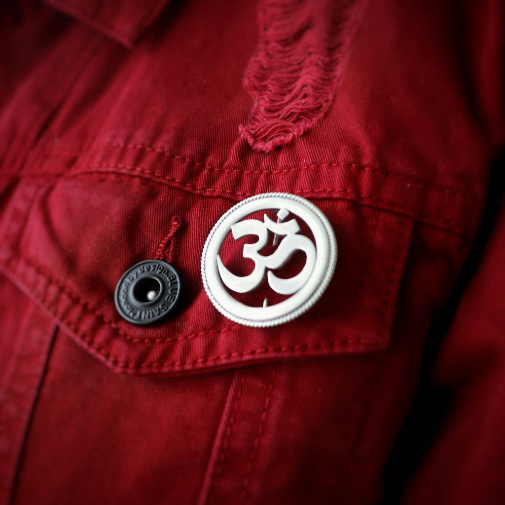 Om Brooch - Smith JewelsBrooch