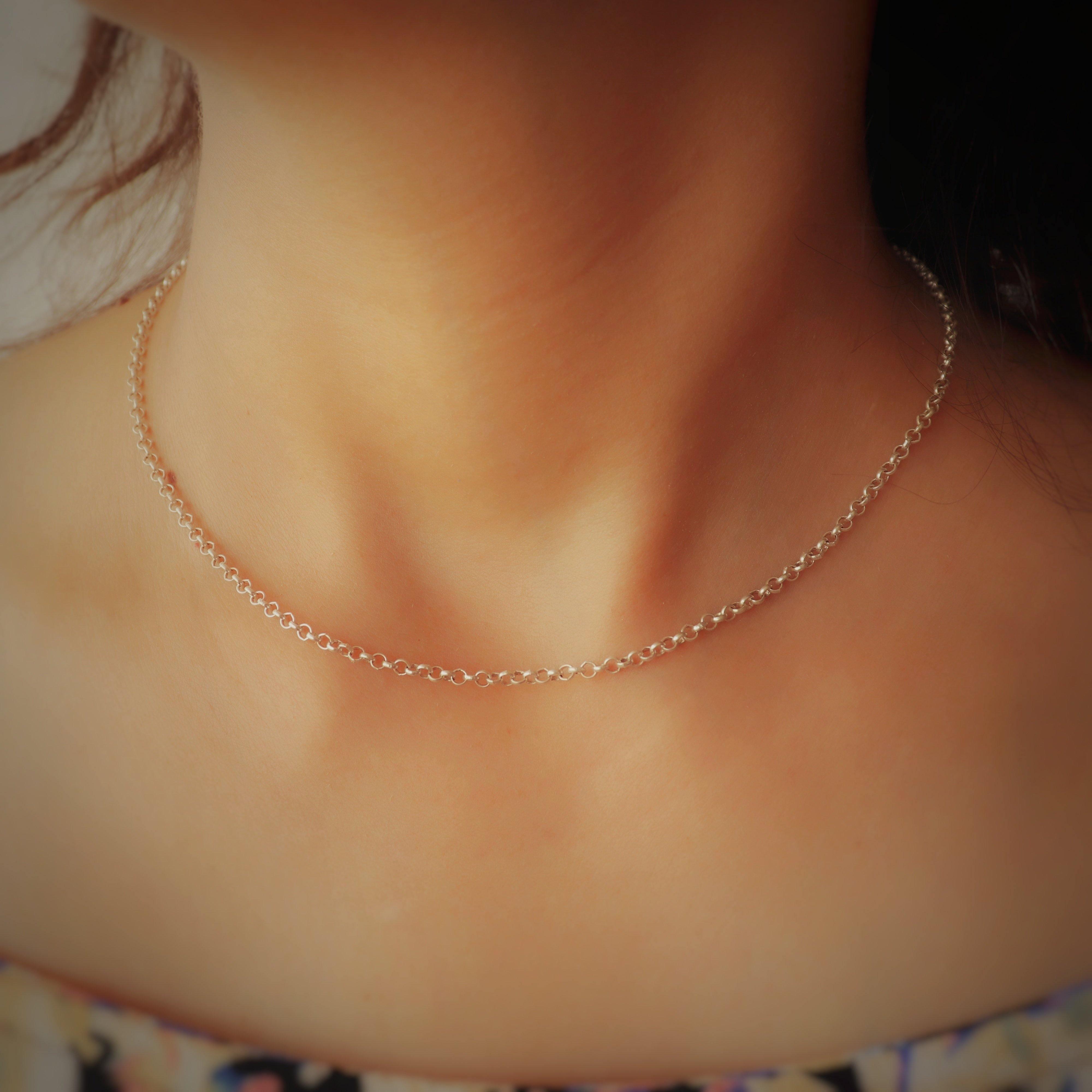 Thin silver chains hot sale for womens