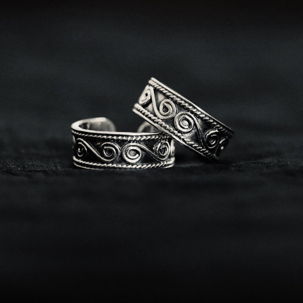 Antique Band Toe - Rings (Pair) - Smith JewelsToering