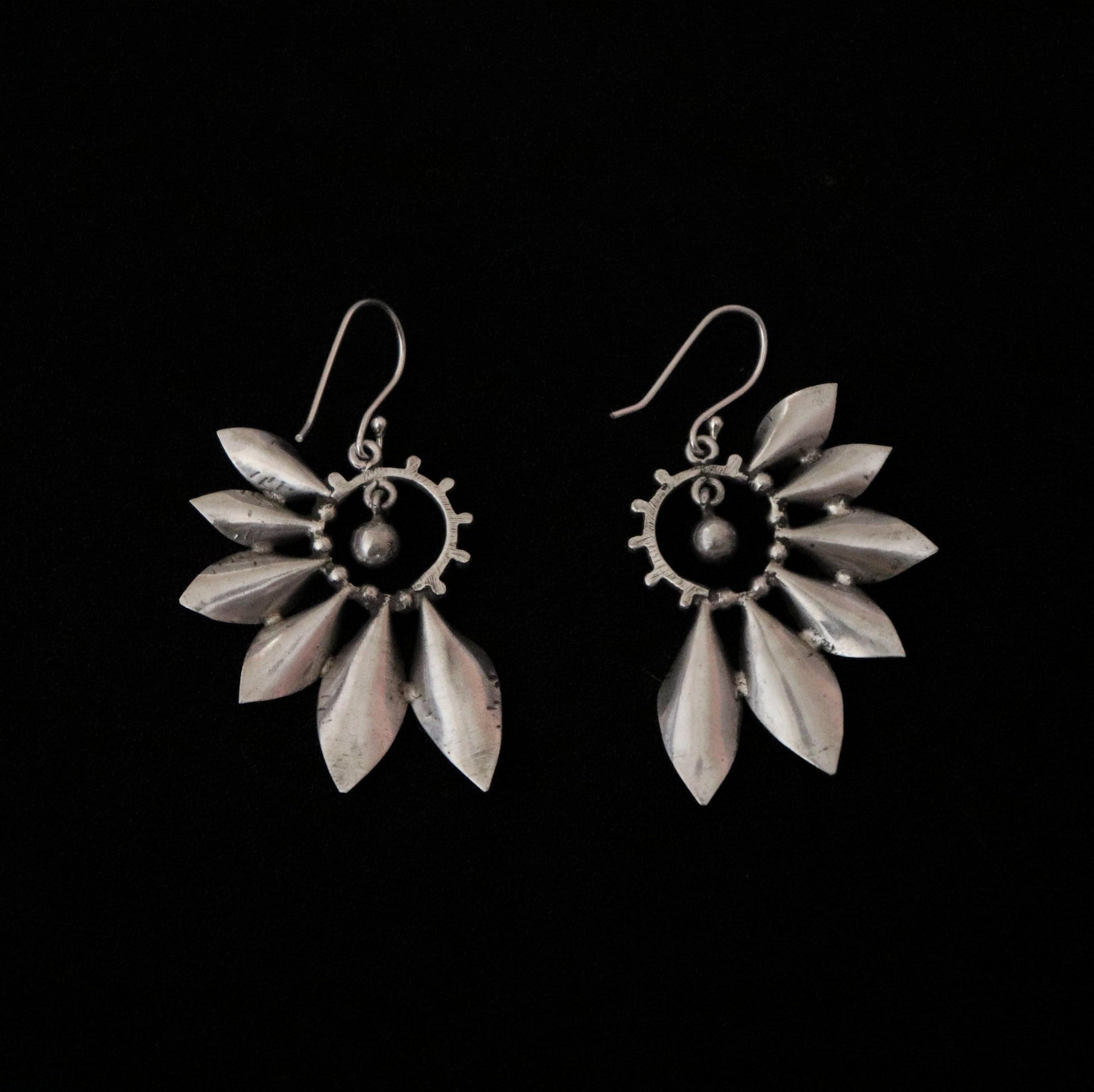 Beach Petals Earrings - Smith Jewels