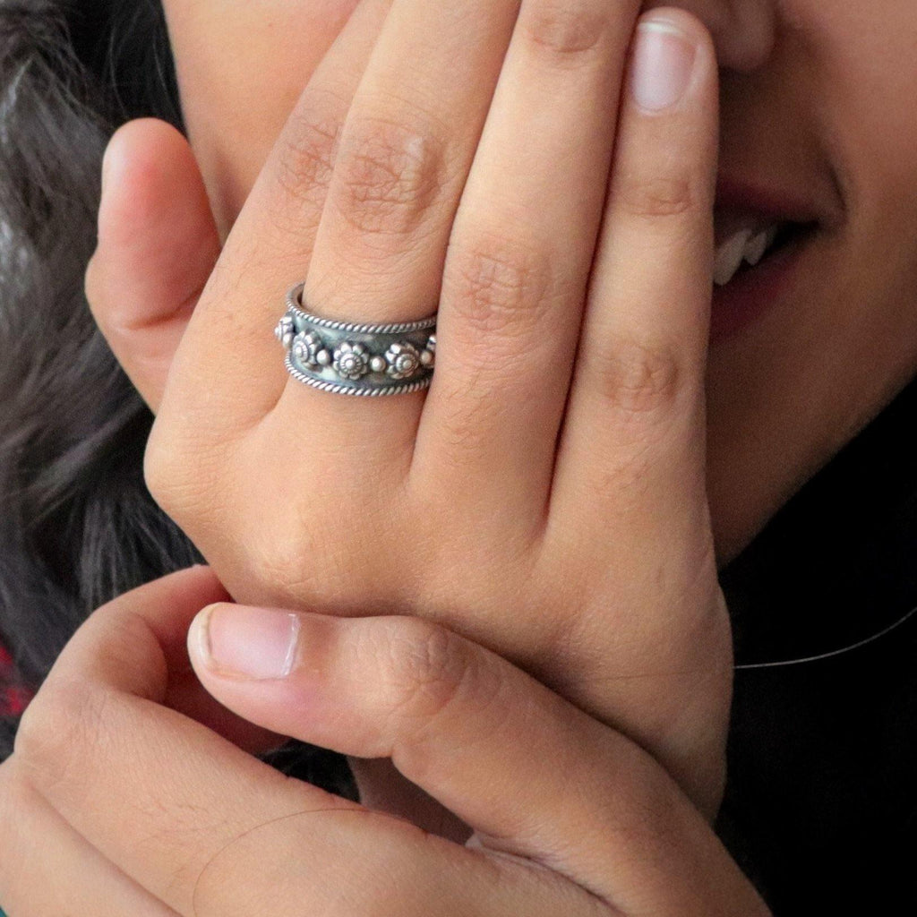 Flower Band Ring - Smith Jewels