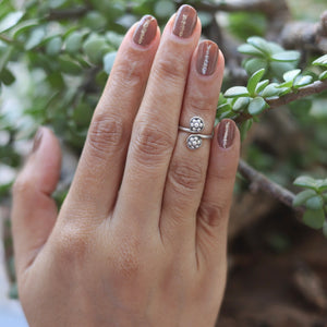 Flowers Open Toe-Rings (Pair)