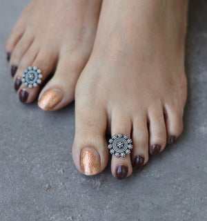 Silver Blossom Toe-Rings (Pair)