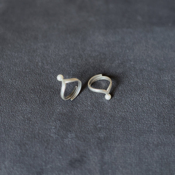 Crown Pearl Toe-Rings (Pair)
