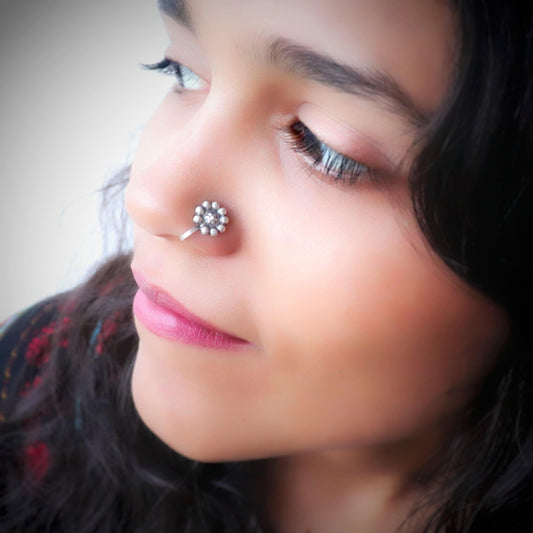 Little Flower Nose Pin (wire or Clip-on) - Smith Jewels