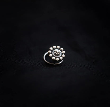 Little Flower Nose Pin (wire or Clip-on) - Smith Jewels