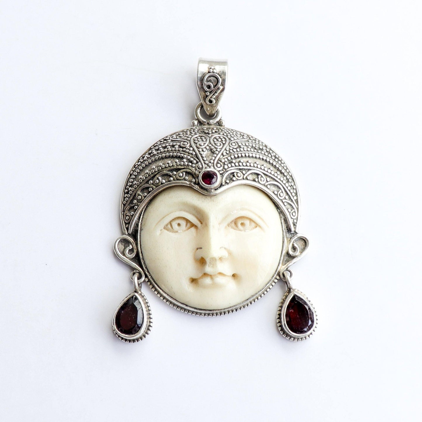 Moon Face Pendant - Smith Jewels