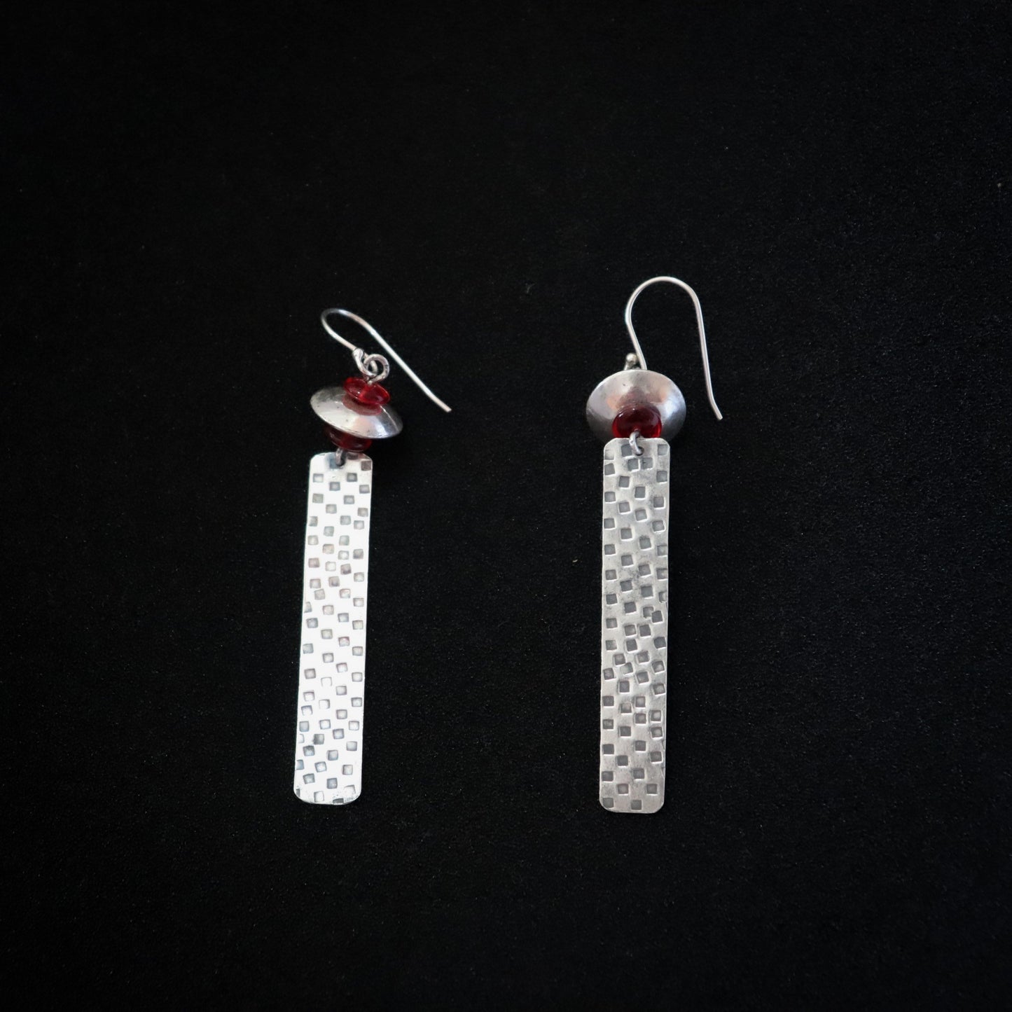 Red bar Earrings - Smith Jewels