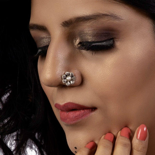Sadabhar Nose pin (wire or Clip-on) - Smith Jewels