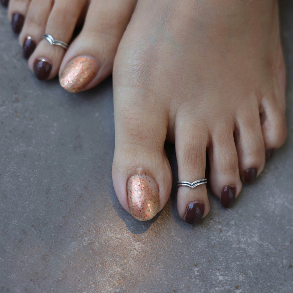Stacked Chevron Toe - Rings (Pair) - Smith JewelsToering