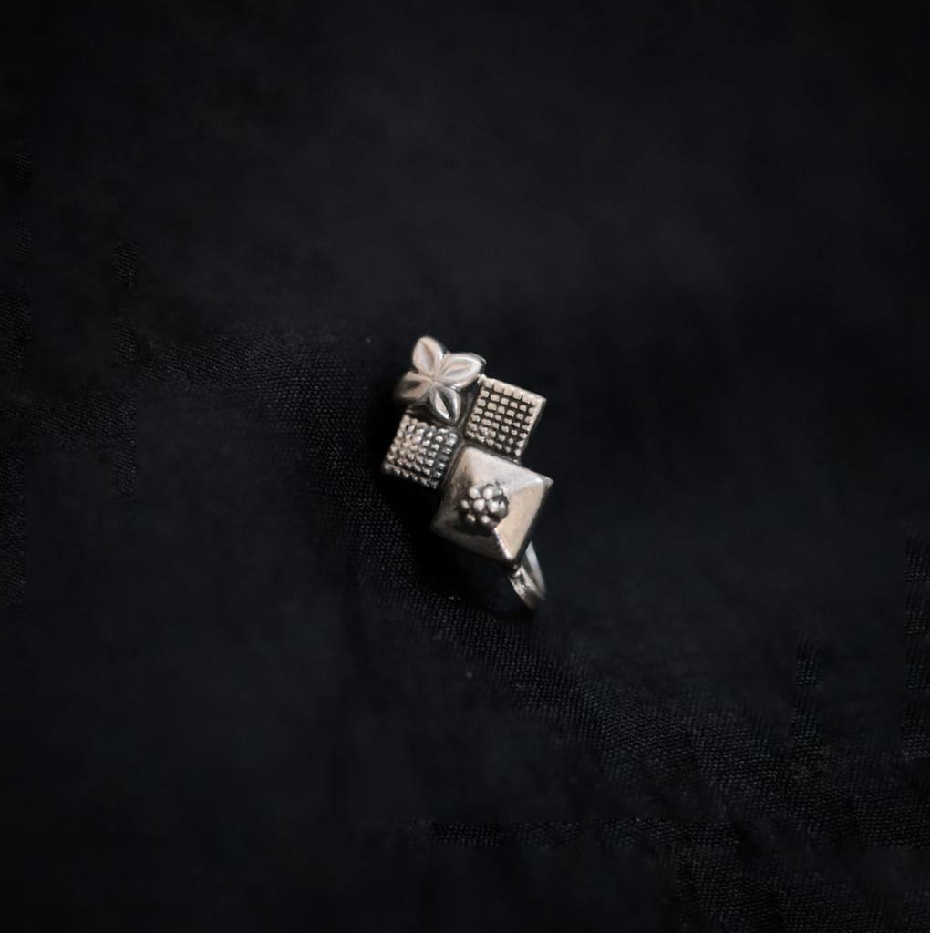 Tri Square Nose Pin (wire or Clip-on) - Smith Jewels